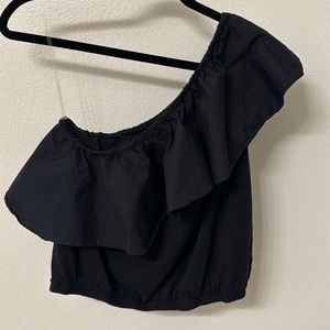 One-shoulder ruffle top